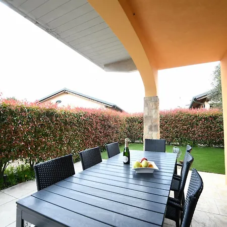 Apartment Casa Bacher Pool&gardenprivate&2,5kilometri To Center Peschiera del Garda